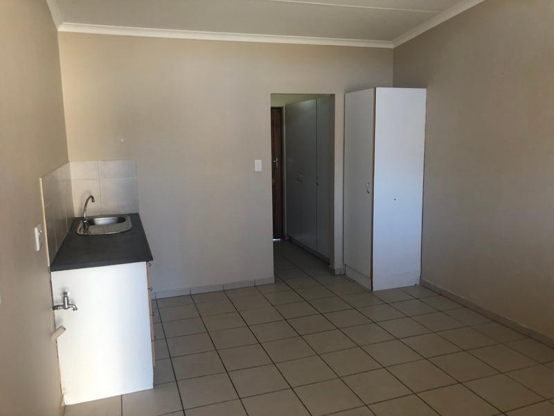 To Let 1 Bedroom Property for Rent in Greenfields Eastern Cape